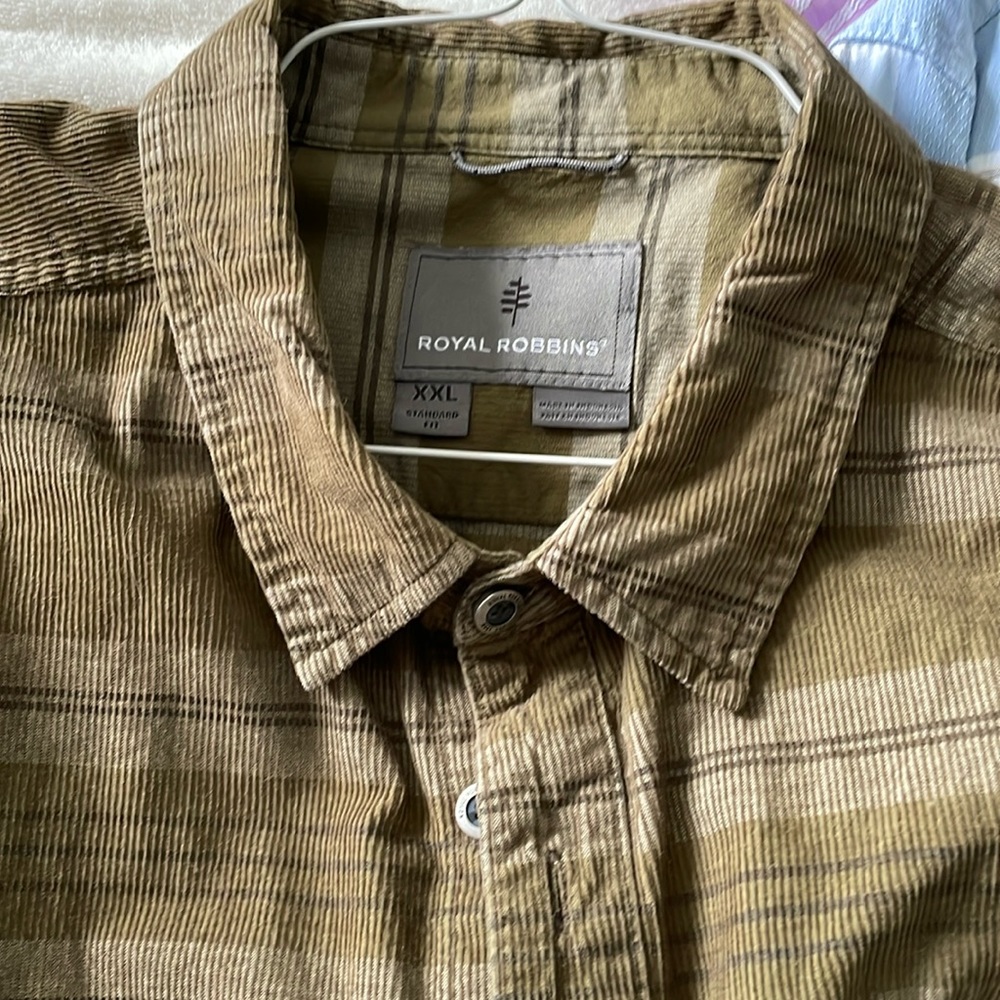 Men XXL Royal Robbin’s corduroy shirt!